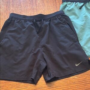 *2 PAIRS* BOYS LARGE Nike dri fit Performance Athletic Shorts Lightweight Design